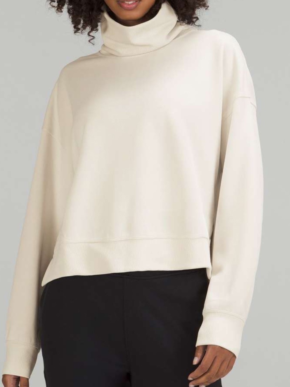 Lululemon Softstreme Turtleneck Pullover Luxe Lounge Minimalist Sweatshirt Sz 6